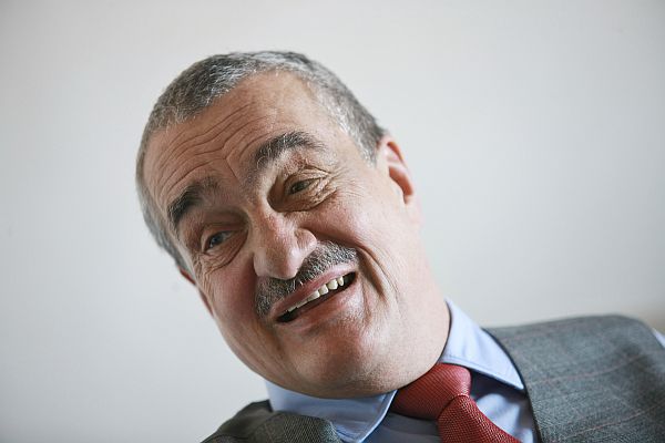 Karel Schwarzenberg má důvod k radosti.